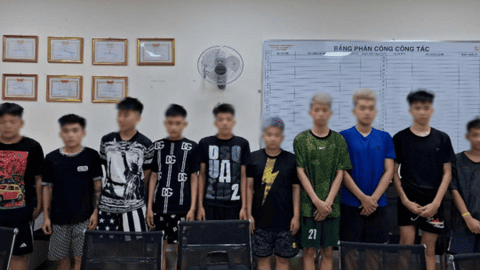 Ngăn chặn 'quái xế' tuổi học trò