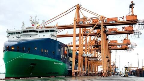 Xử lý khối lượng container lớn, cảng Hải Phòng xếp thứ 30 toàn cầu