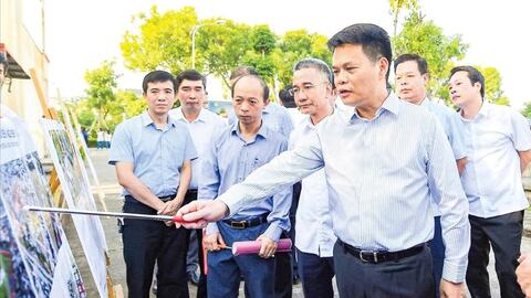 Phấn đấu xây dựng Hải Phòng trở thành thành phố Cảng hiện đại, văn minh, đi đầu trong xây dựng mô hình chủ nghĩa xã hội gắn với con người xã hội chủ nghĩa