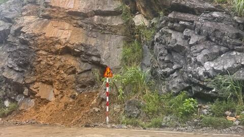 Đường xuyên đảo Cát Bà trở lại lưu thông bình thường