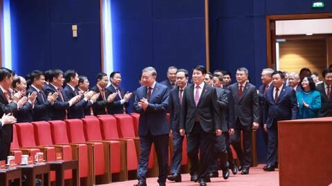 Hình ảnh ấn tượng ngày đầu tiên Đại hội đại biểu toàn quốc lần thứ XIV của Đảng