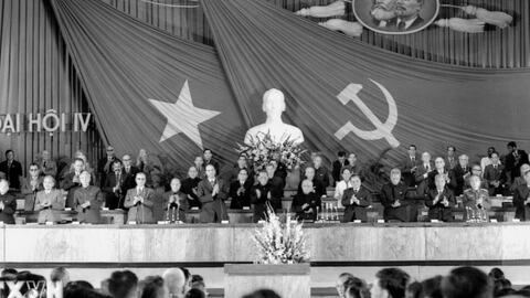 Đại hội Đảng lần thứ IV: Hoàn thành sự nghiệp thống nhất Tổ quốc, đưa cả nước đi lên Chủ nghĩa xã hội