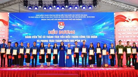 ‘Hạt nhân’ lan tỏa khát vọng cống hiến