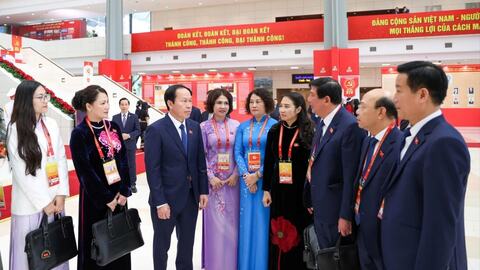 Những hình của đoàn Hải Phòng qua 2 ngày đầu Đại hội XIV của Đảng