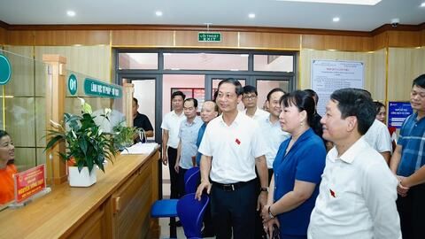 Xây dựng đội ngũ cán bộ dám nghĩ, biết làm