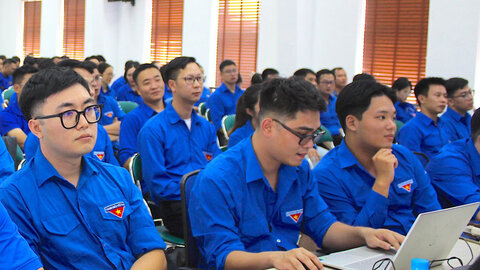 Khi thanh niên trở thành 'lá chắn' trước thông tin xấu độc