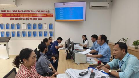 Cải cách hành chính, nâng cao chất lượng phục vụ tại phường Bạch Đằng