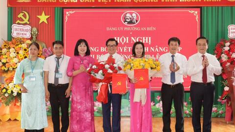Nâng cấp Chi bộ Trường THPT Lê Chân thành Đảng bộ