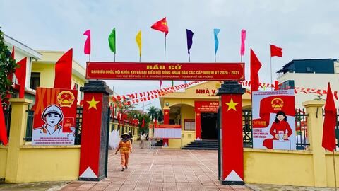 Rợp sắc cờ hoa, lan tỏa khí thế hướng về ngày hội non sông