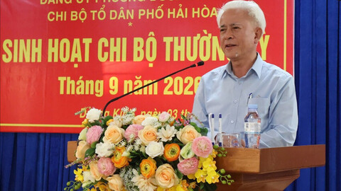 Lựa chọn các vấn đề phù hợp thực tế để sinh hoạt chuyên đề