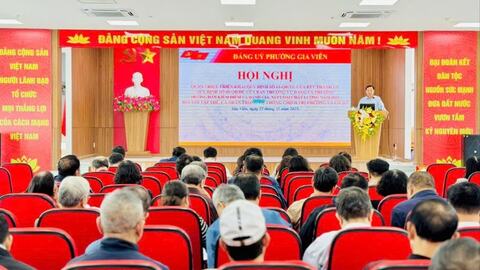 Cách làm hay trong học tập, quán triệt nghị quyết của Đảng ở phường Gia Viên