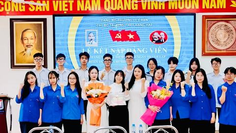 Chủ động tạo nguồn, phát triển đảng viên trẻ ở phường Lê Chân