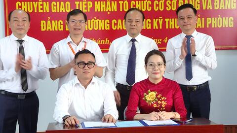 Chuyển giao Đảng bộ Trường Cao đẳng Kỹ thuật Hải Phòng về Đảng ủy xã An Khánh
