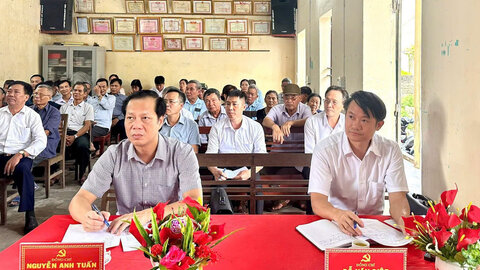 Tiếp tục đổi mới, nâng cao chất lượng sinh hoạt chi bộ