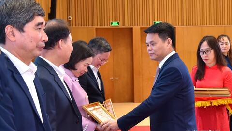 Đảng ủy UBND thành phố tổng kết công tác xây dựng Đảng năm 2025