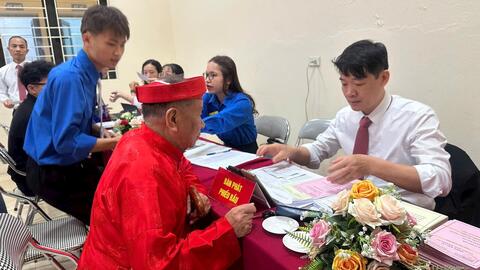 Hà Nội: 95,79% cử tri đã tham gia bỏ phiếu tính đến 17 giờ