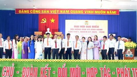 Ông Lê Văn Khiêm giữ chức Chủ tịch Hội Nông dân xã Vĩnh Hanh