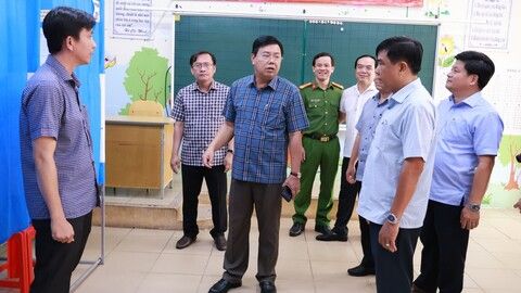 Bí thư Tỉnh ủy An Giang Nguyễn Tiến Hải kiểm tra công tác chuẩn bị bầu cử tại 8 xã, phường 