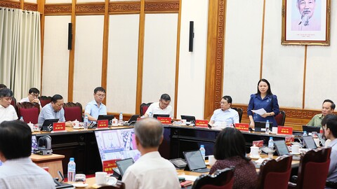 Gắn công tác xây dựng Đảng với nâng cao chất lượng, hiệu quả tham mưu, phục vụ