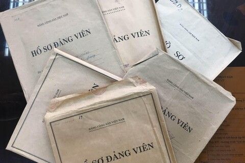 Amcrest security camera in white color