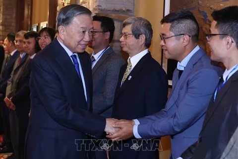 Tổng Bí thư, Chủ tịch nước Tô Lâm gặp Mạng lưới Chuyên gia và Nhà khoa học Việt Nam tại Canada