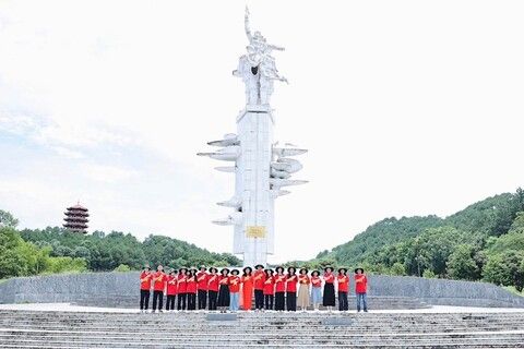 Từ mùa thu lịch sử đến khát vọng hùng cường: 30 năm chiến đấu và chiến thắng của phẩm giá dân tộc