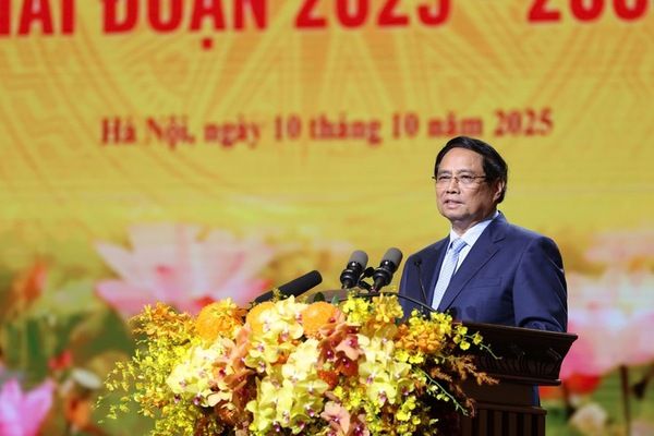 Nhân dân cả nước đang trông chờ vào vai trò dẫn dắt, sứ mệnh tiên phong, kiến tạo phát triển của Thủ đô Hà Nội*