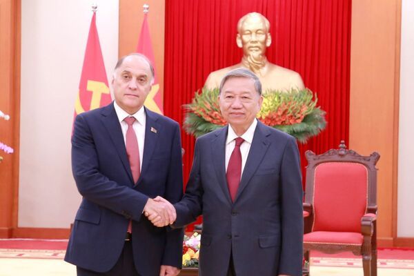 Ảnh: Tổng Bí thư Tô Lâm tiếp Thư ký Hội đồng An ninh quốc gia Belarus