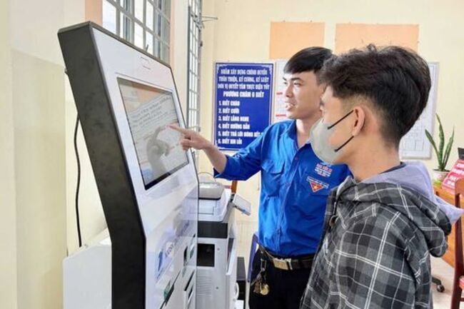 Học luật trên điện thoại