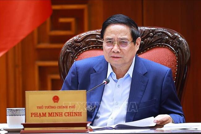 Thí điểm xây dựng các khu thương mại tự do và xây dựng Trung tâm năng lượng Dung Quất