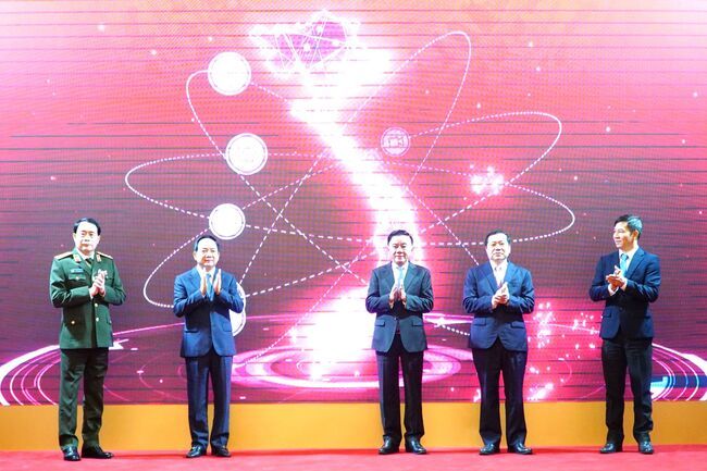 Ra mắt ứng dụng ngành Tuyên giáo và Dân vận trên điện thoại di động