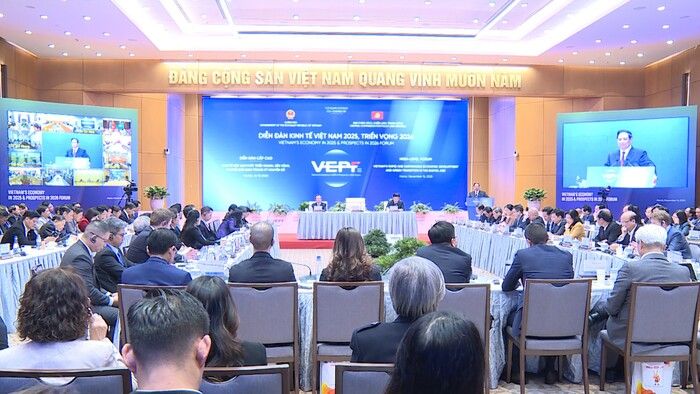 Thủ tướng: Mục tiêu tăng trưởng 2 con số của Việt Nam là có nền tảng, có dư địa và khả thi