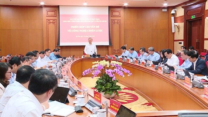 Tổng Bí thư Tô Lâm: Chọn ít nhưng làm thật sâu, thật mạnh để bứt phá công nghệ chiến lược