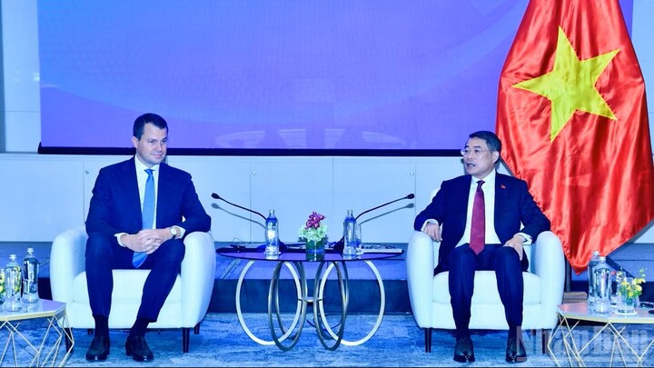Mong WEF thúc đẩy các diễn đàn trao đổi chính sách, kết nối hợp tác kinh tế với Việt Nam