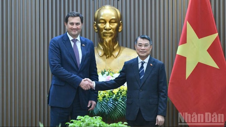 Thúc đẩy quan hệ hữu nghị truyền thống và Đối tác chiến lược Việt Nam-Belarus phát triển thực chất, hiệu quả