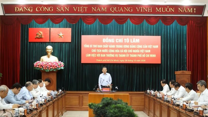 Thành phố Hồ Chí Minh đổi mới tư duy tự chủ, xác định rõ nhiệm vụ ưu tiên