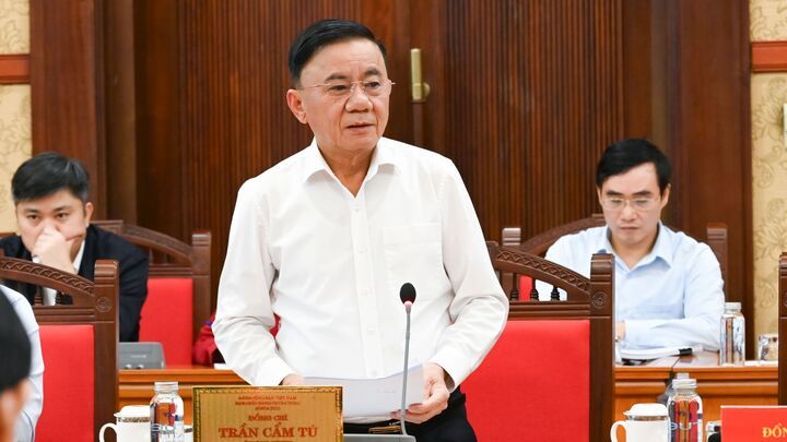 Ảnh: Đồng chí Thường trực Ban Bí thư Trần Cẩm Tú chủ trì phiên họp rà soát công tác tổ chức phục vụ Đại hội XIV của Đảng