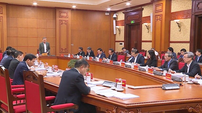 Tổng Bí thư chủ trì cuộc làm việc với Thường trực các Tiểu ban Đại hội XIV của Đảng