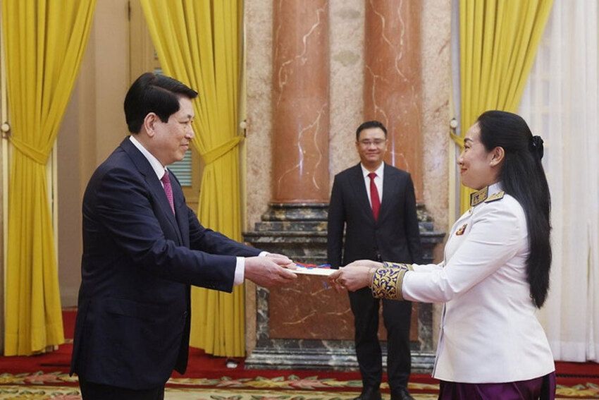 Chủ tịch nước tiếp Đại sứ Campuchia, Saudi Arabia, Dominica trình Quốc thư