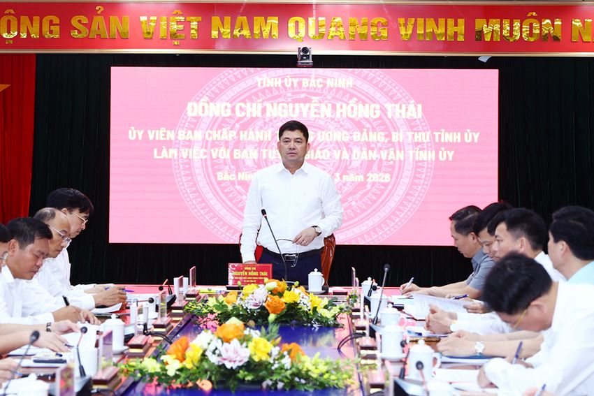 Đổi mới mạnh mẽ công tác tuyên giáo, dân vận, tạo sự đồng thuận xã hội