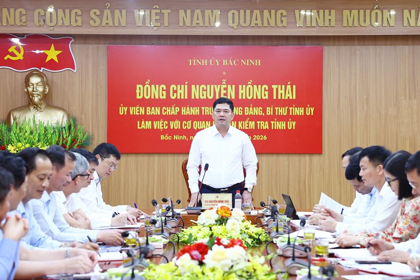 Nâng cao hiệu quả công tác kiểm tra, giám sát; chủ động phòng ngừa vi phạm từ sớm, từ xa