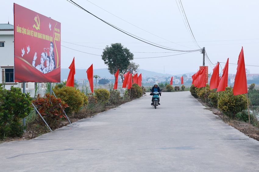 Sinh hoạt chi bộ gắn với những vấn đề cấp thiết ở địa phương