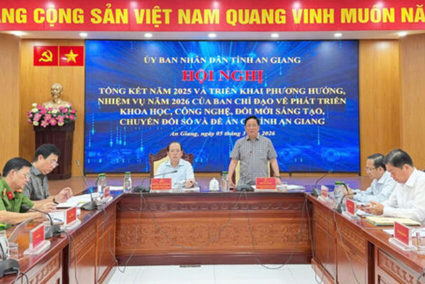 Đẩy mạnh cung cấp dịch vụ công trực tuyến toàn trình đạt từ 80%