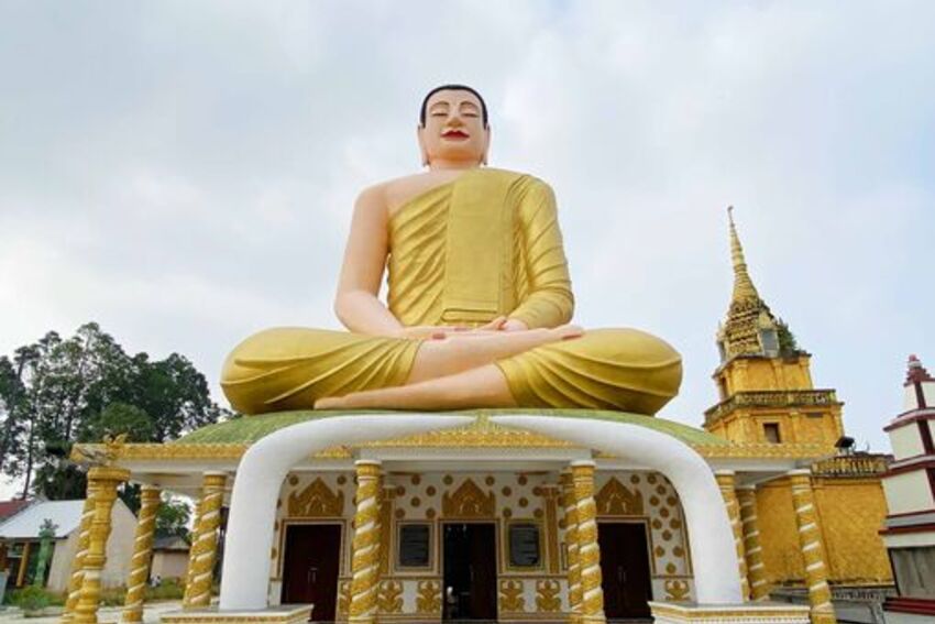 Chiêm ngưỡng những tượng Phật khổng lồ 