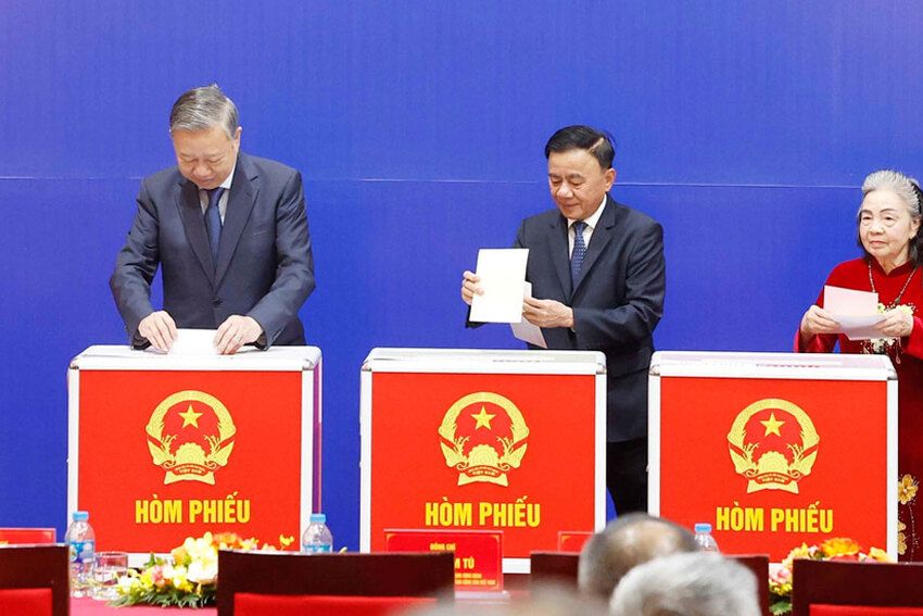 Ngày hội non sông và trọng trách trước Nhân dân