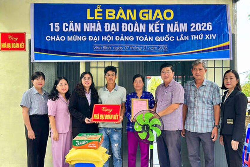 Tết sớm trong những căn nhà đại đoàn kết