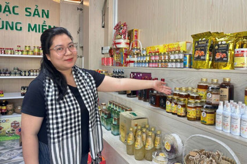 Phụ nữ bắt nhịp kinh doanh số