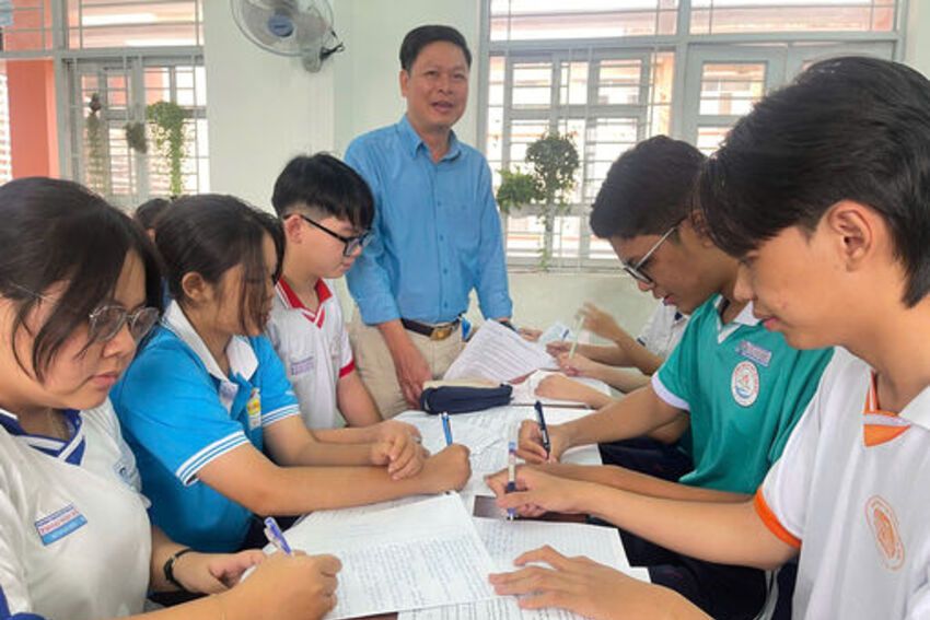 Lấy “dạy tốt - học tốt” làm cốt lõi trong học và làm theo Bác