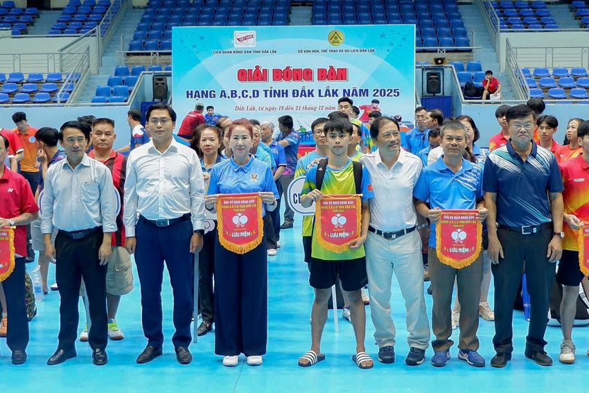 Khai mạc Giải vô địch Bóng bàn hạng A, B, C, D tỉnh Đắk Lắk năm 2025