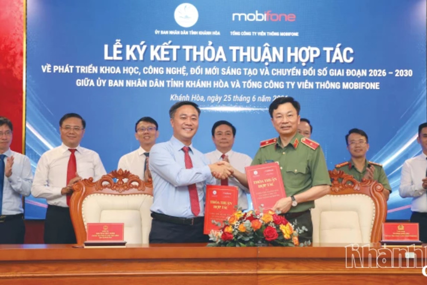 UBND tỉnh Khánh Hòa ký kết thỏa thuận hợp tác với Tổng Công ty Viễn thông MobiFone